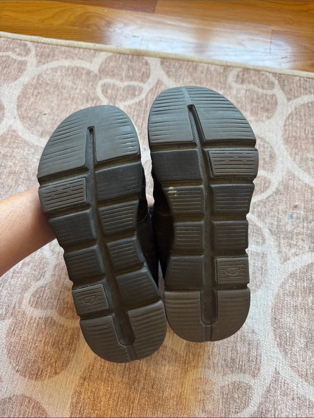 On Running Kids Black Athletic Sneakers size 4